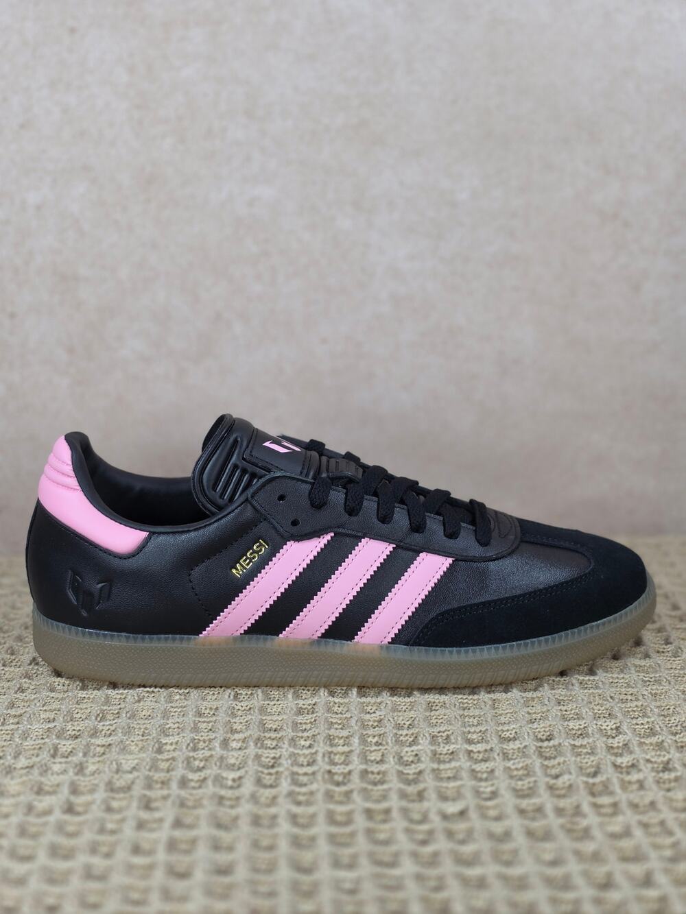 Adidas Samba Messi JP7845 Men’s 11 Black Pink Gold Gum – Brand New